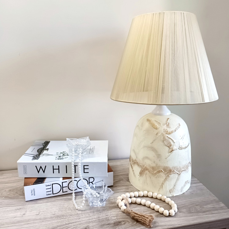 آباژور رومیزی سفالی مدل سها با شید نخی